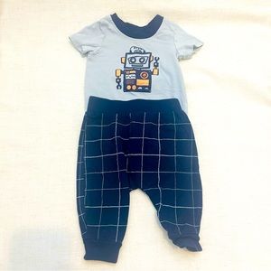 Baby boy Onesie and Pants set SIZE 3 months preloved 💕
